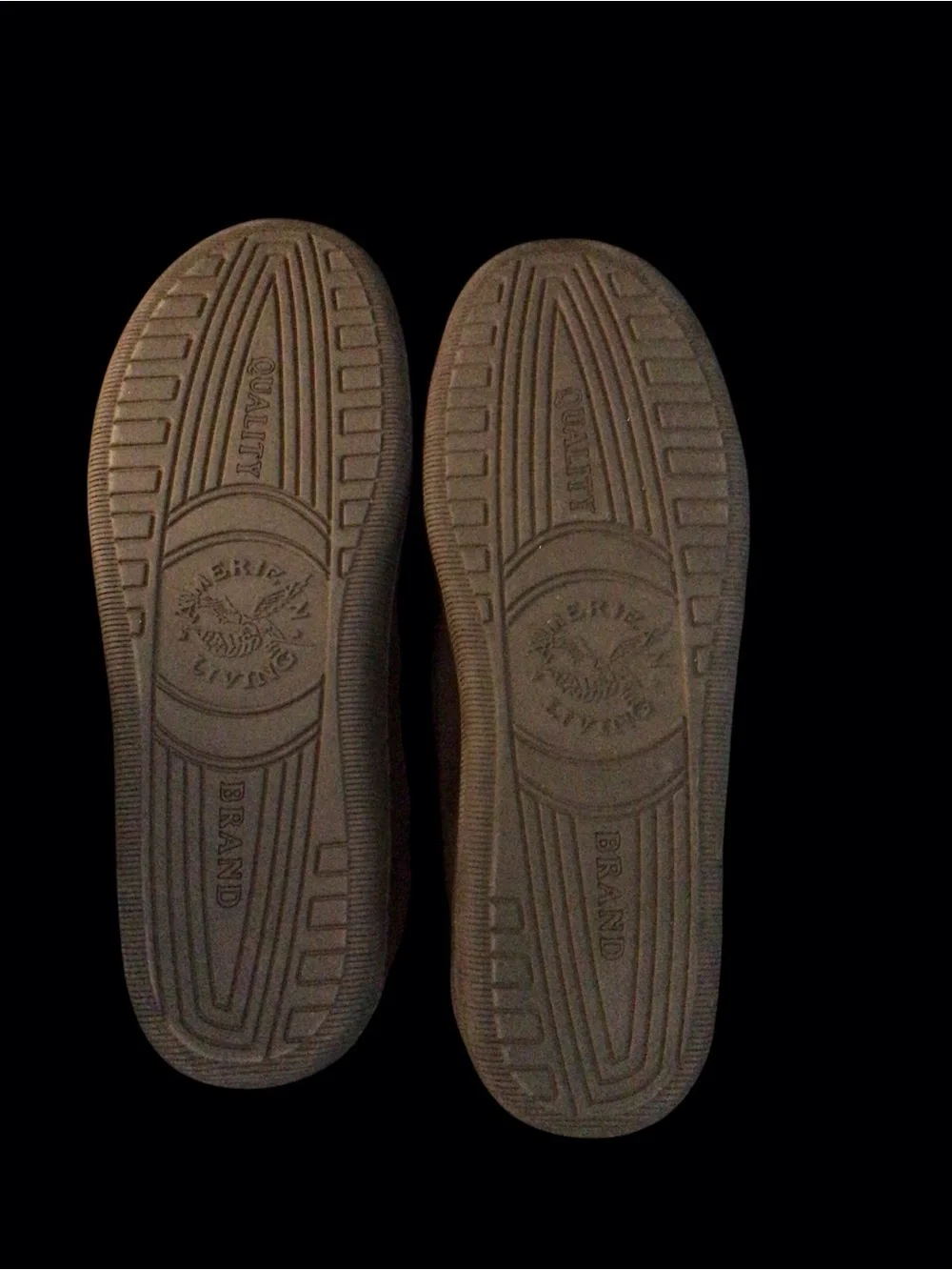 American Living Men's Genuine Suede Moccasin Slippers - NIB Size 8-9